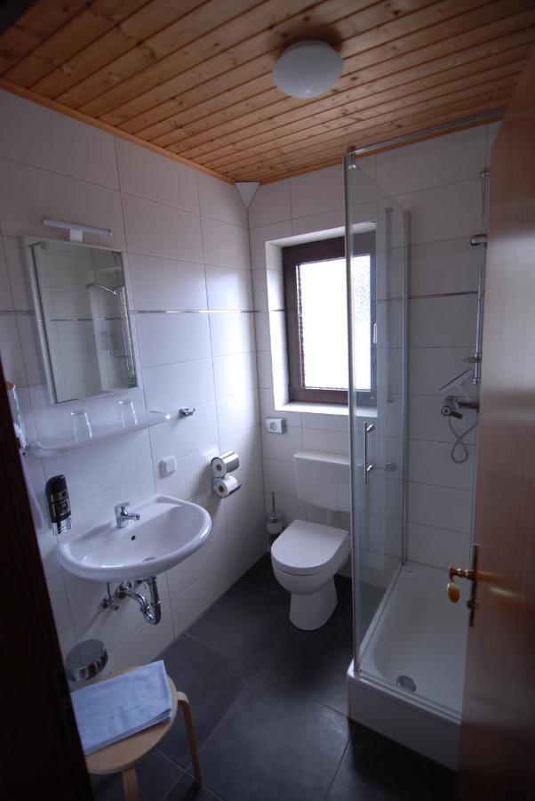 Gaestehaus Balzer Marburg エクステリア 写真